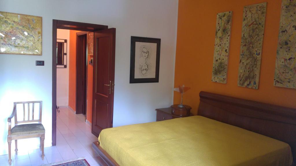 La Corte Delle Rose B&B Прая-а-Маре Екстер'єр фото