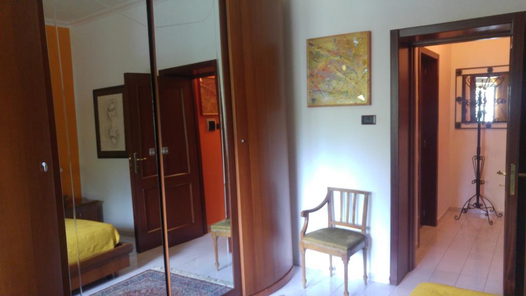 La Corte Delle Rose B&B Прая-а-Маре Екстер'єр фото
