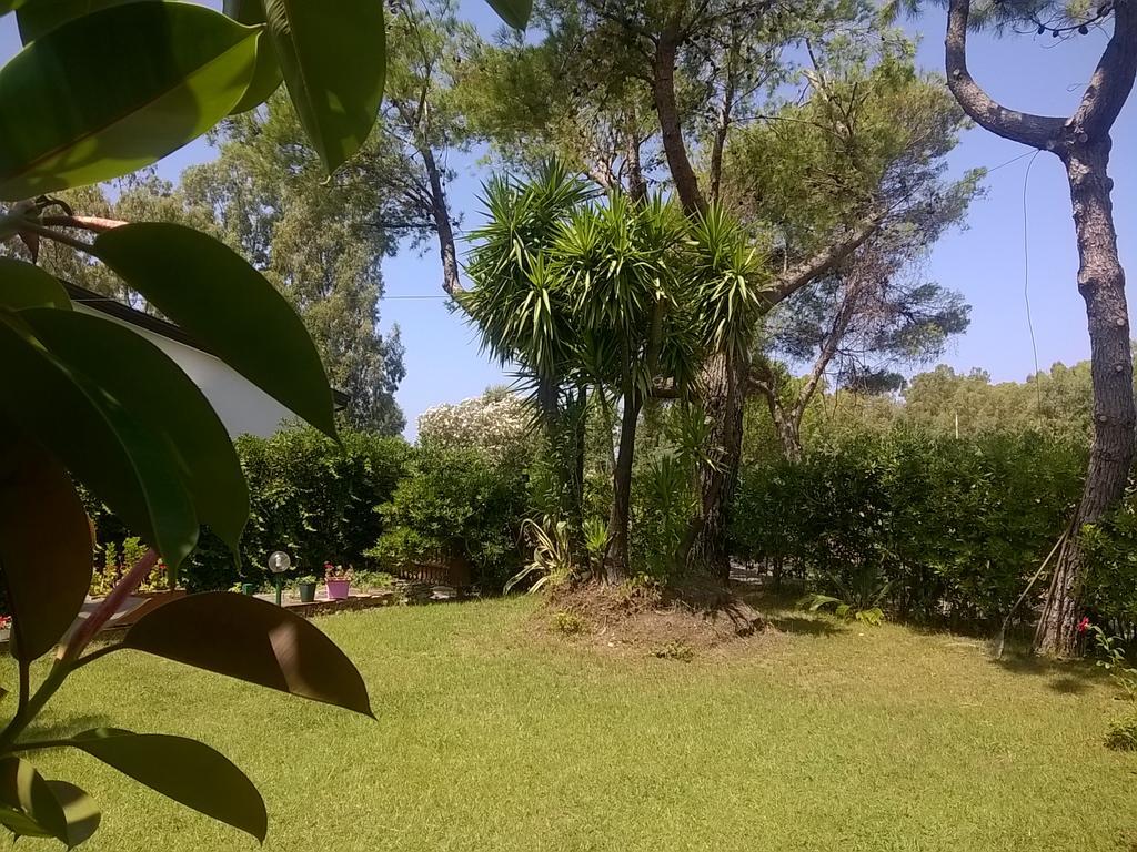 La Corte Delle Rose B&B Прая-а-Маре Екстер'єр фото