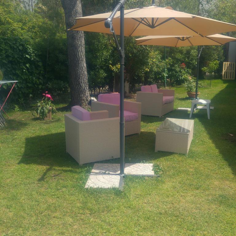 La Corte Delle Rose B&B Прая-а-Маре Екстер'єр фото